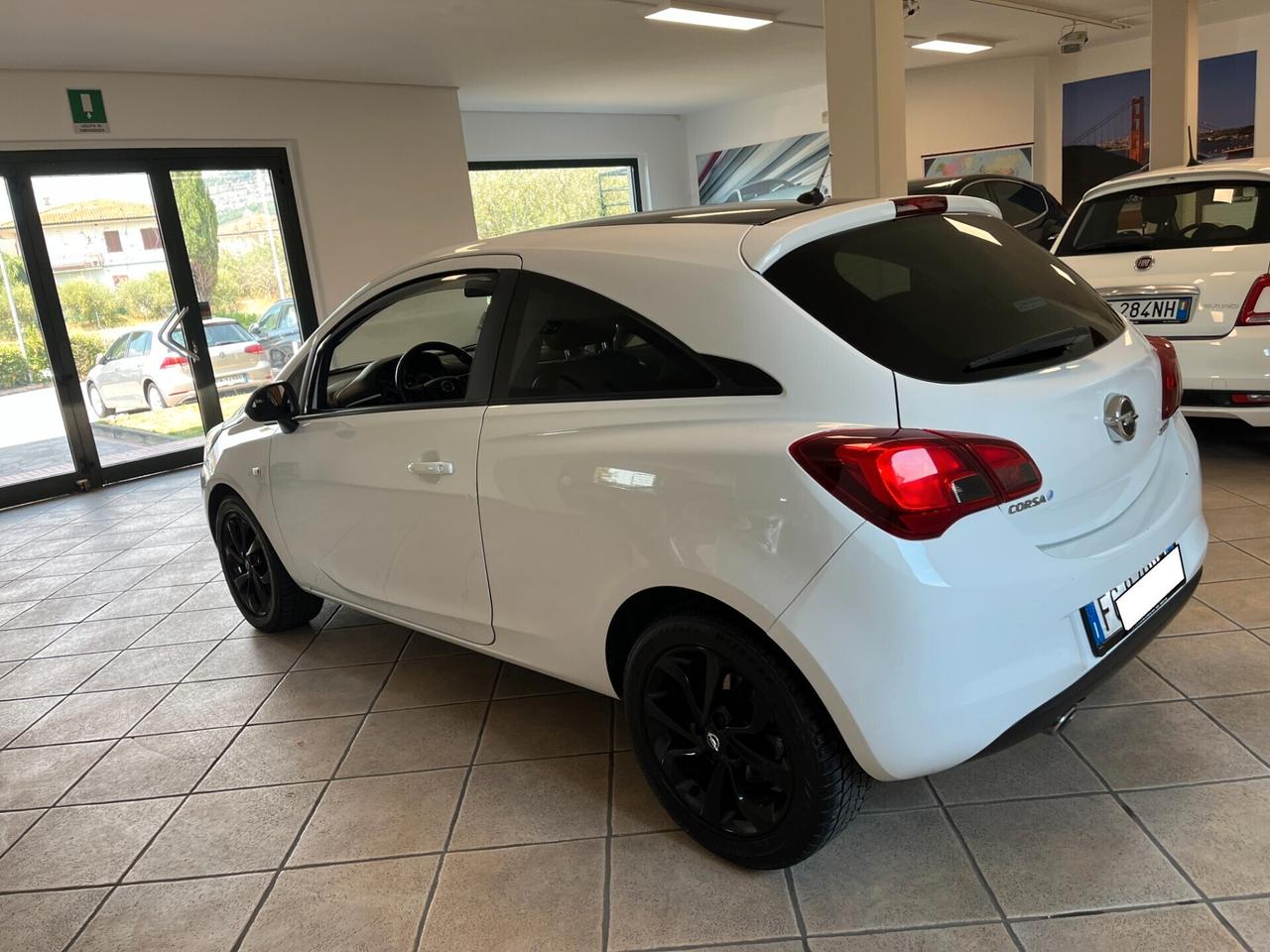 Opel Corsa 1.3 CDTI ecoFLEX 95CV Start&Stop Coupé b-Color