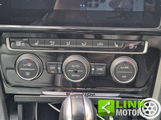 VOLKSWAGEN Golf R 2.0 TSI DSG 4MOTION 5p. BMT