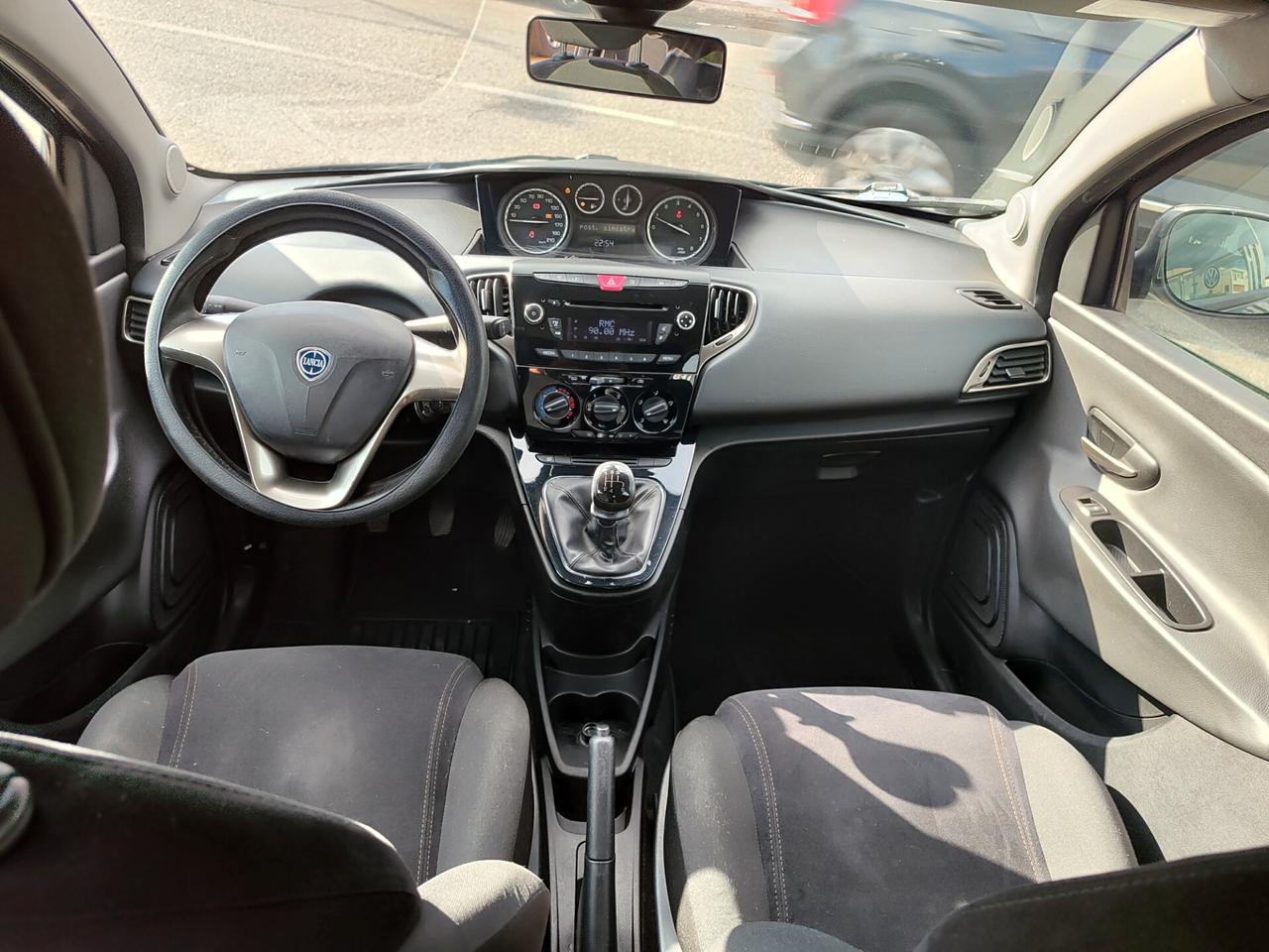 Lancia Ypsilon 2015