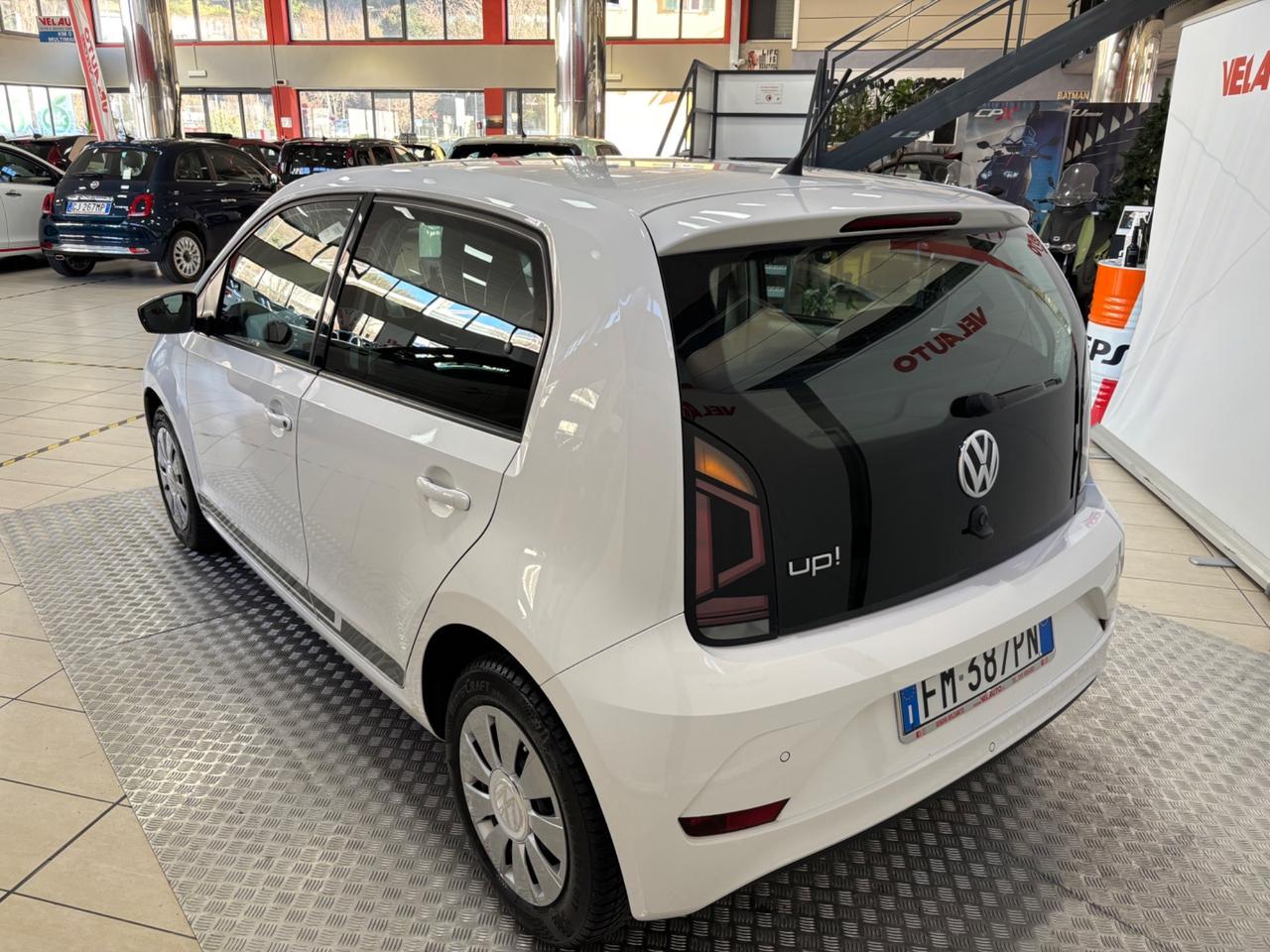 Volkswagen up! 1.0 5p. move