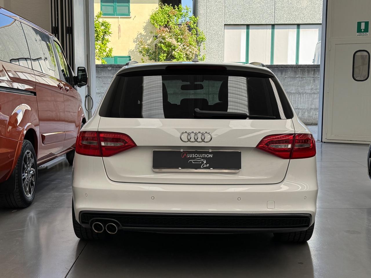 Audi A4 Avant 2.0 TDI 150 CV S-LINE TOTALE