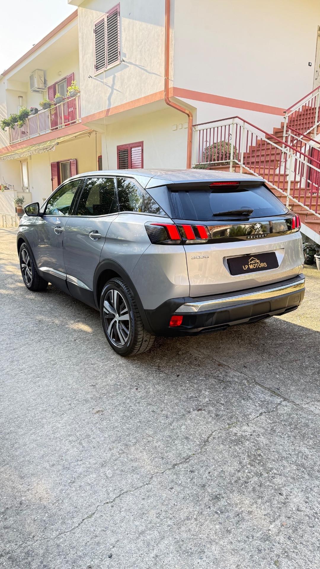 Peugeot 3008 BlueHDi 130 S&S EAT8 Allure Pack