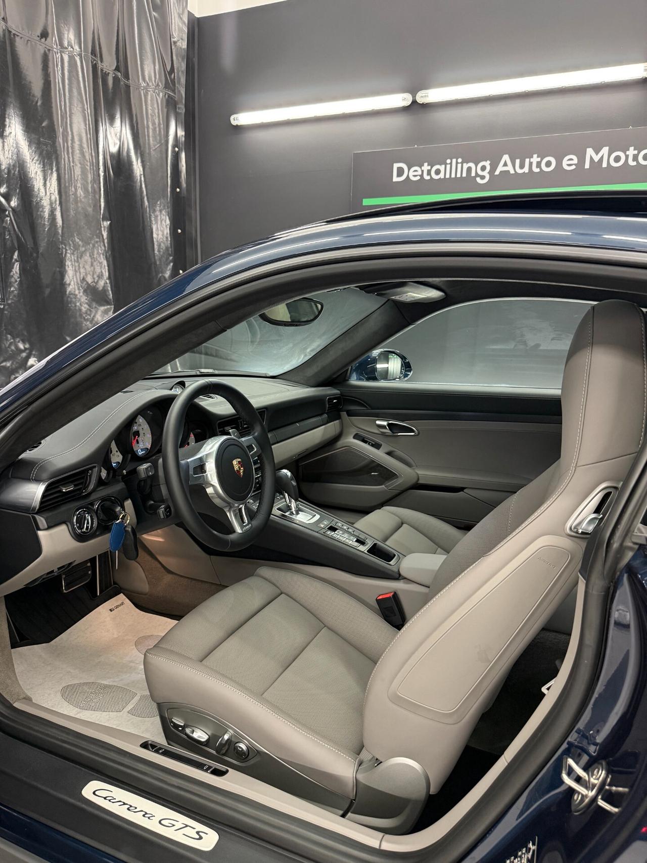 Porsche 911 991 3.8 Carrera GTS Coupé