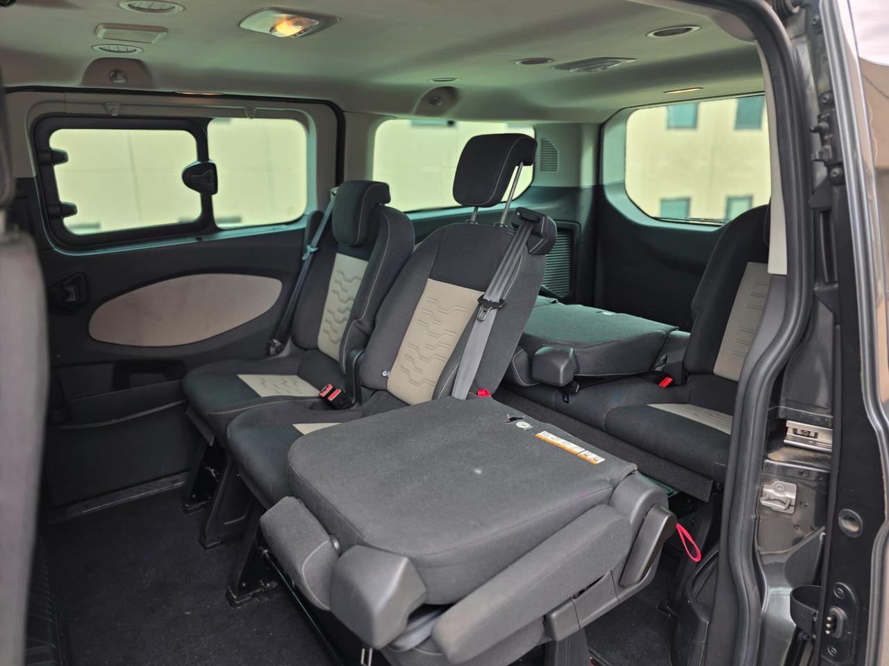 Ford Tourneo Custom 310 2.0 TDCi 130CV PC Titanium