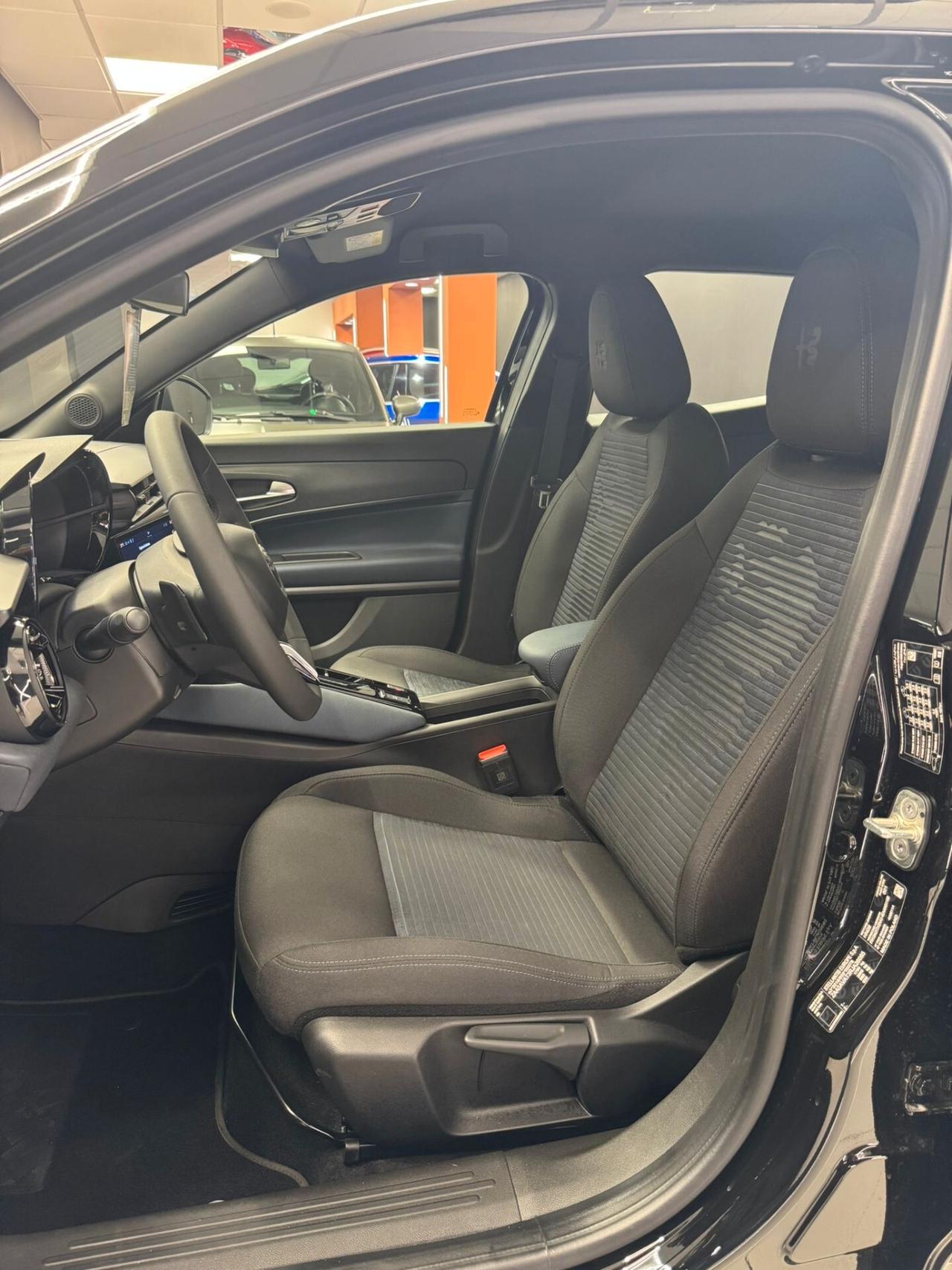 Alfa Romeo Junior 1.2 136 CV Hybrid eDCT6