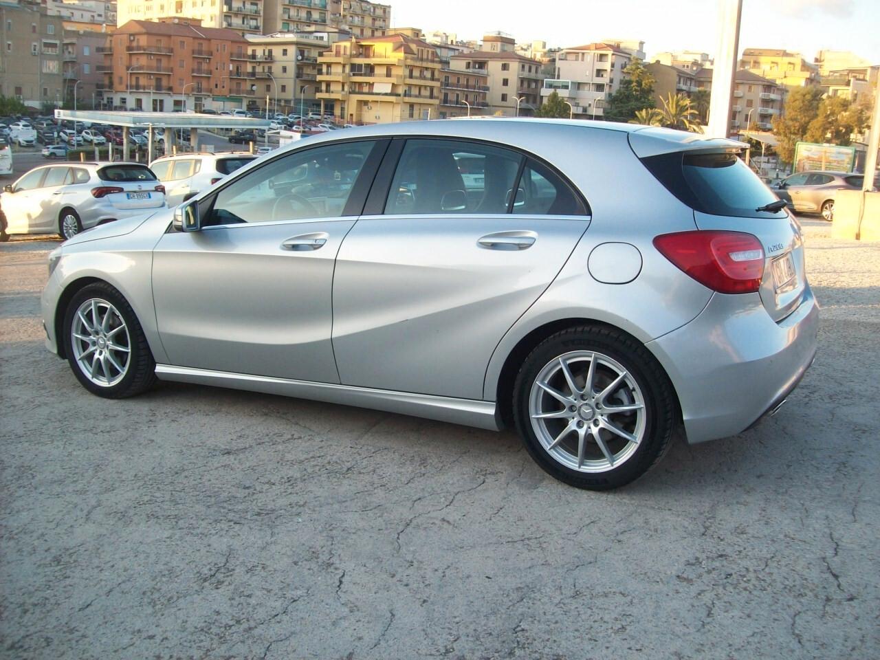 MERCEDES A 200 CD CV.136 PREMIUM "2013"