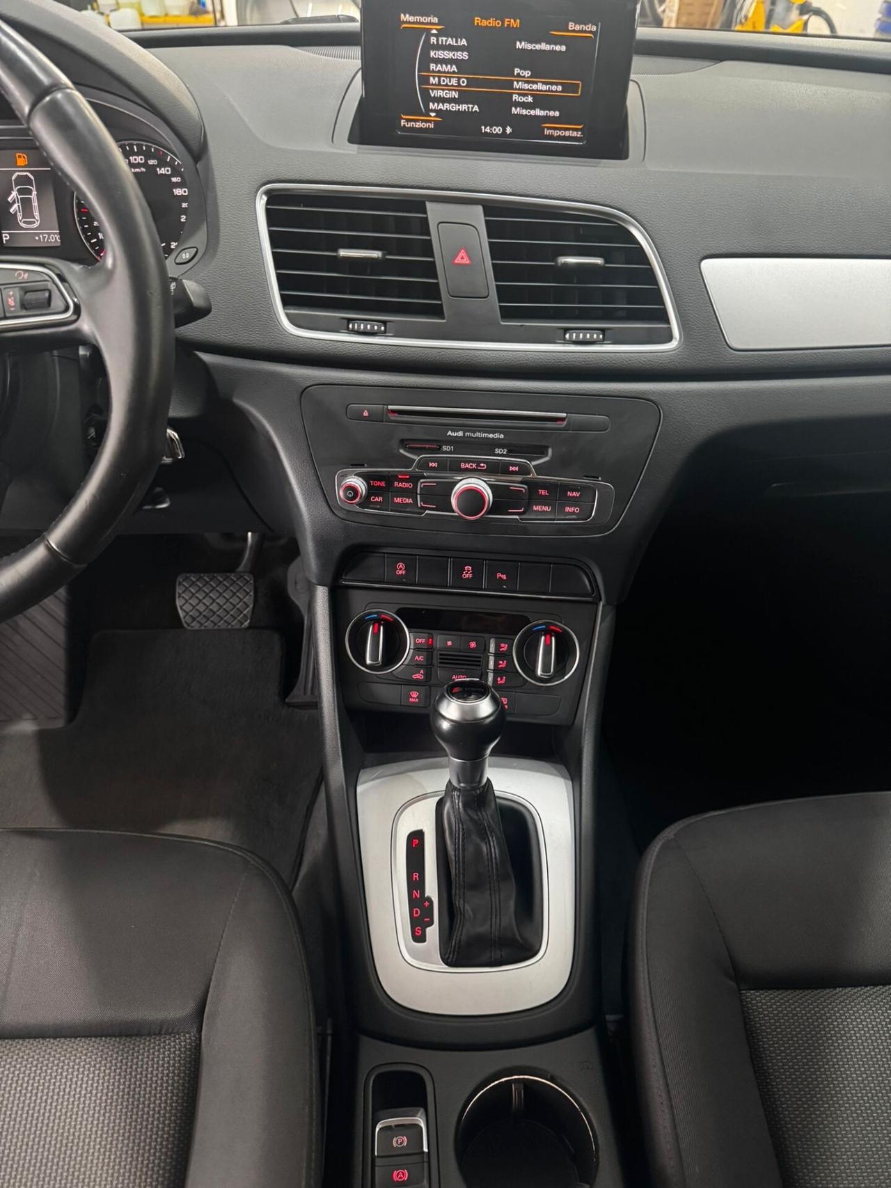 Audi Q3 2.0 TDI 150 CV S tronic