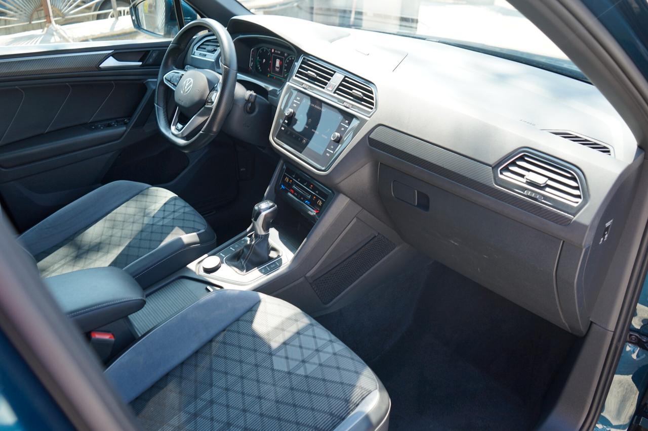 Volkswagen Tiguan 2.0 TDI 150 CV SCR DSG 4MOTION R-Line