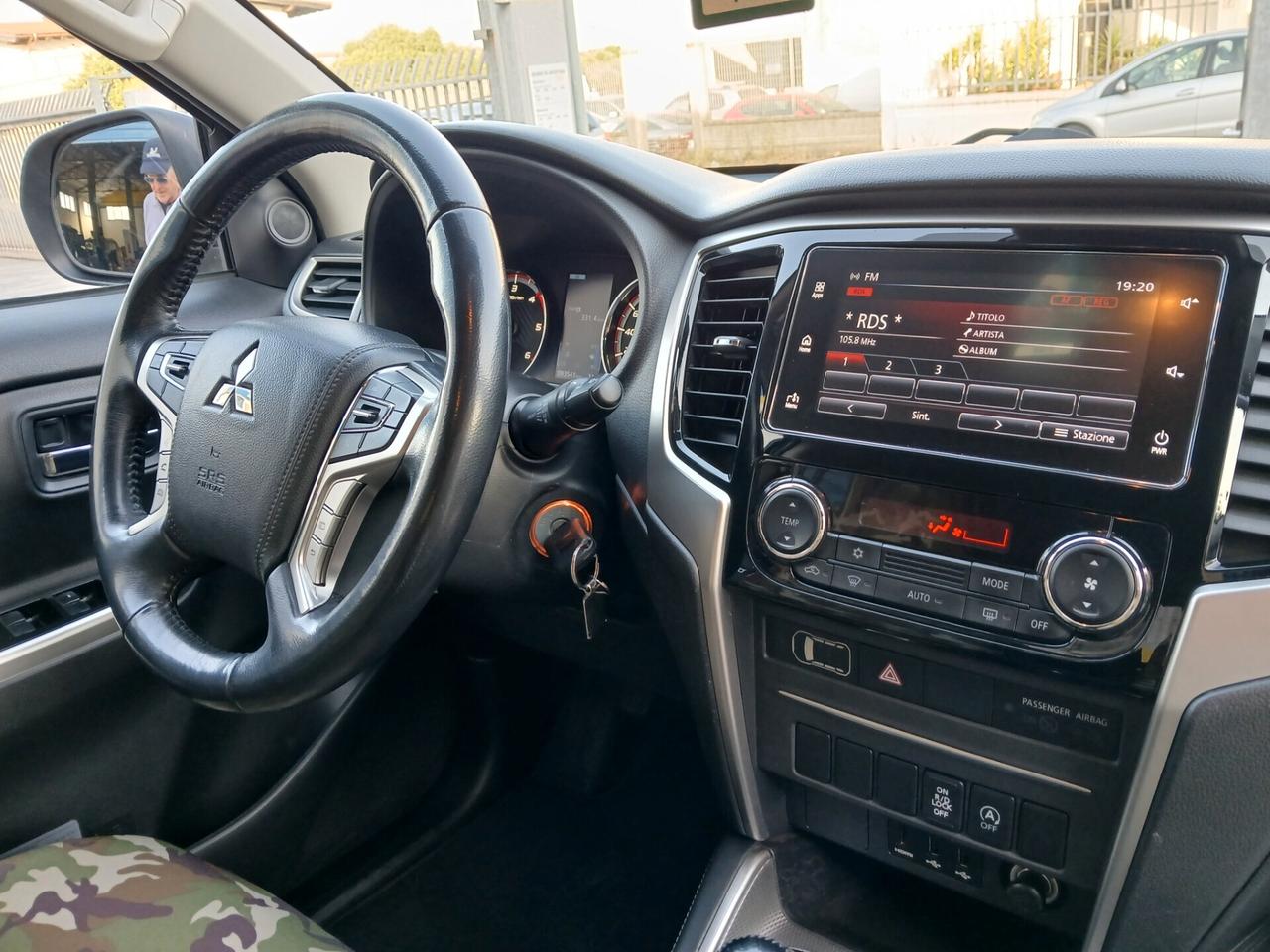 MITSUBISHI New L200 Intense 2.200 DI-D 150cv 4WD