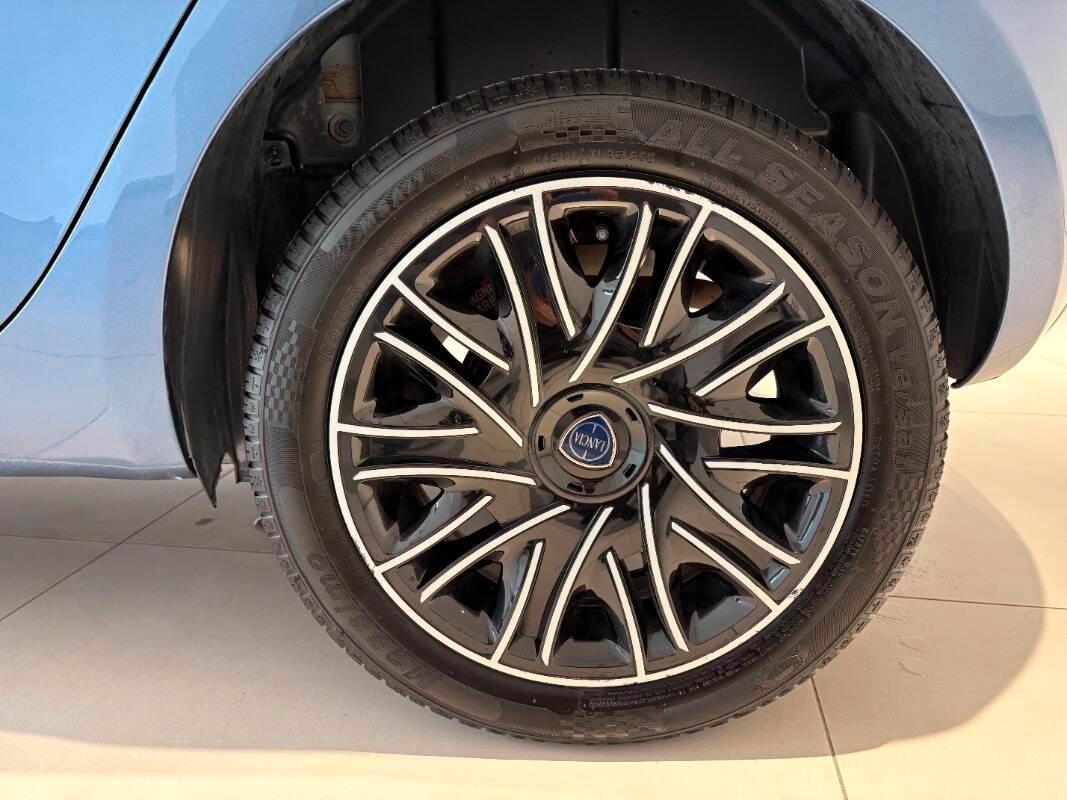 Lancia Ypsilon III 1.0 firefly hybrid Gold s&s 70cv 5p.ti