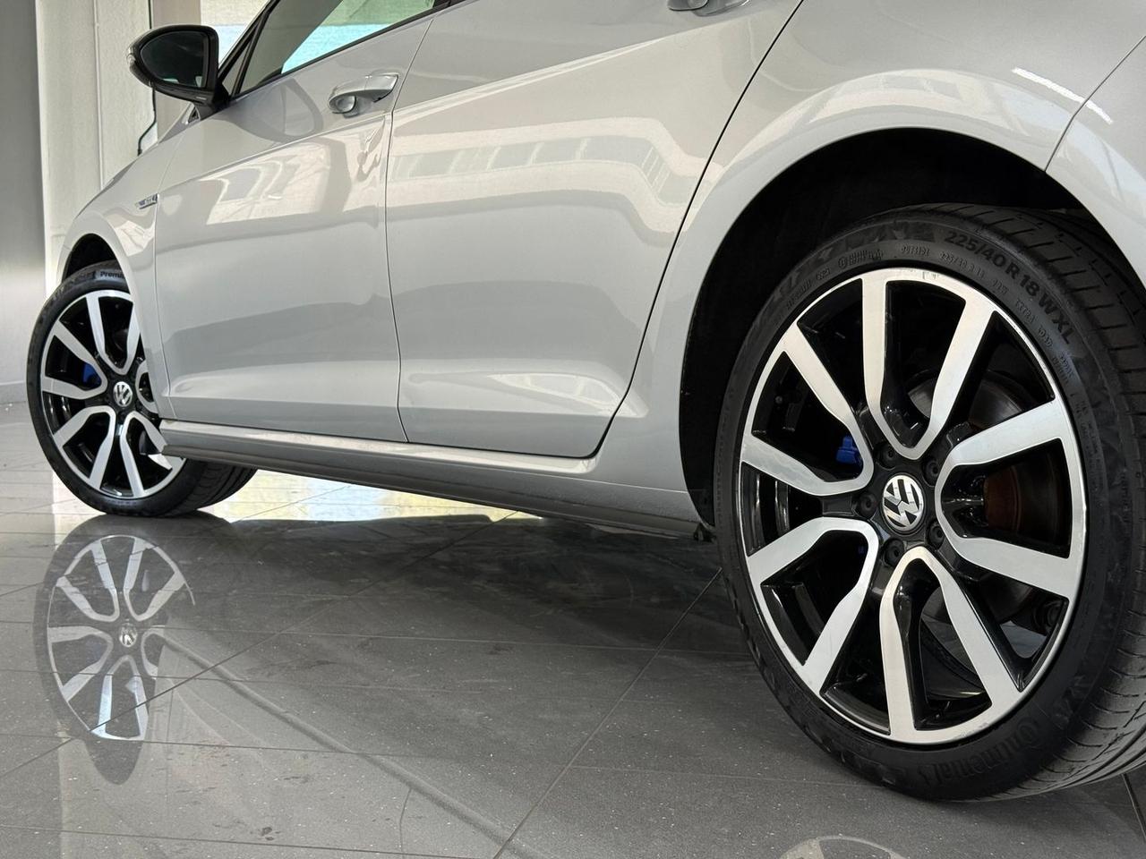 Volkswagen Golf Highline Executive GTE #12092