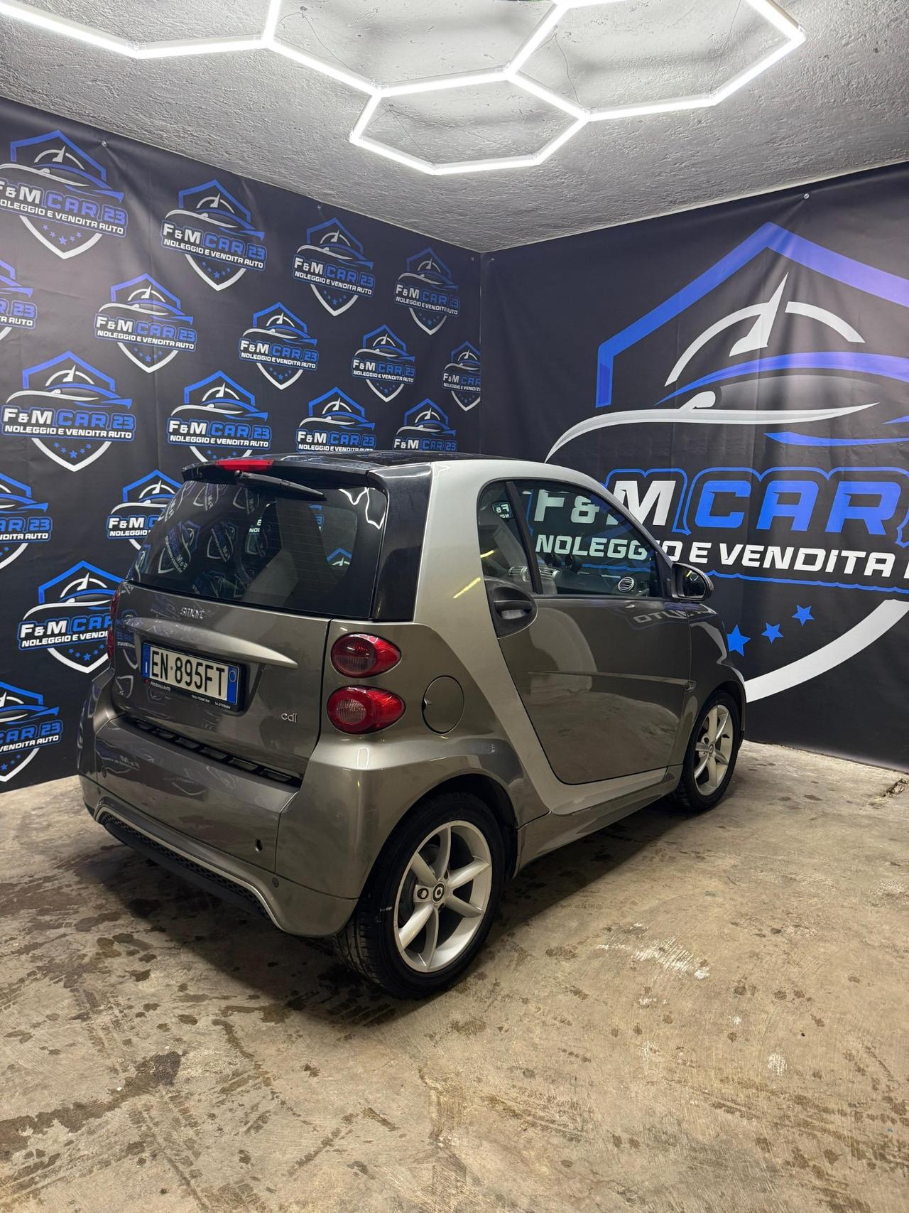 Smart ForTwo 800 40 kW coupé teen cdi special edition