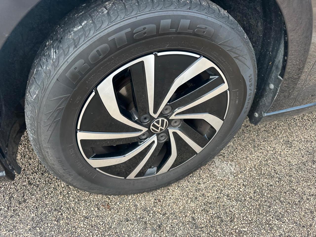 Volkswagen Polo 1.0 TSI DSG Style NEOPATENTATI