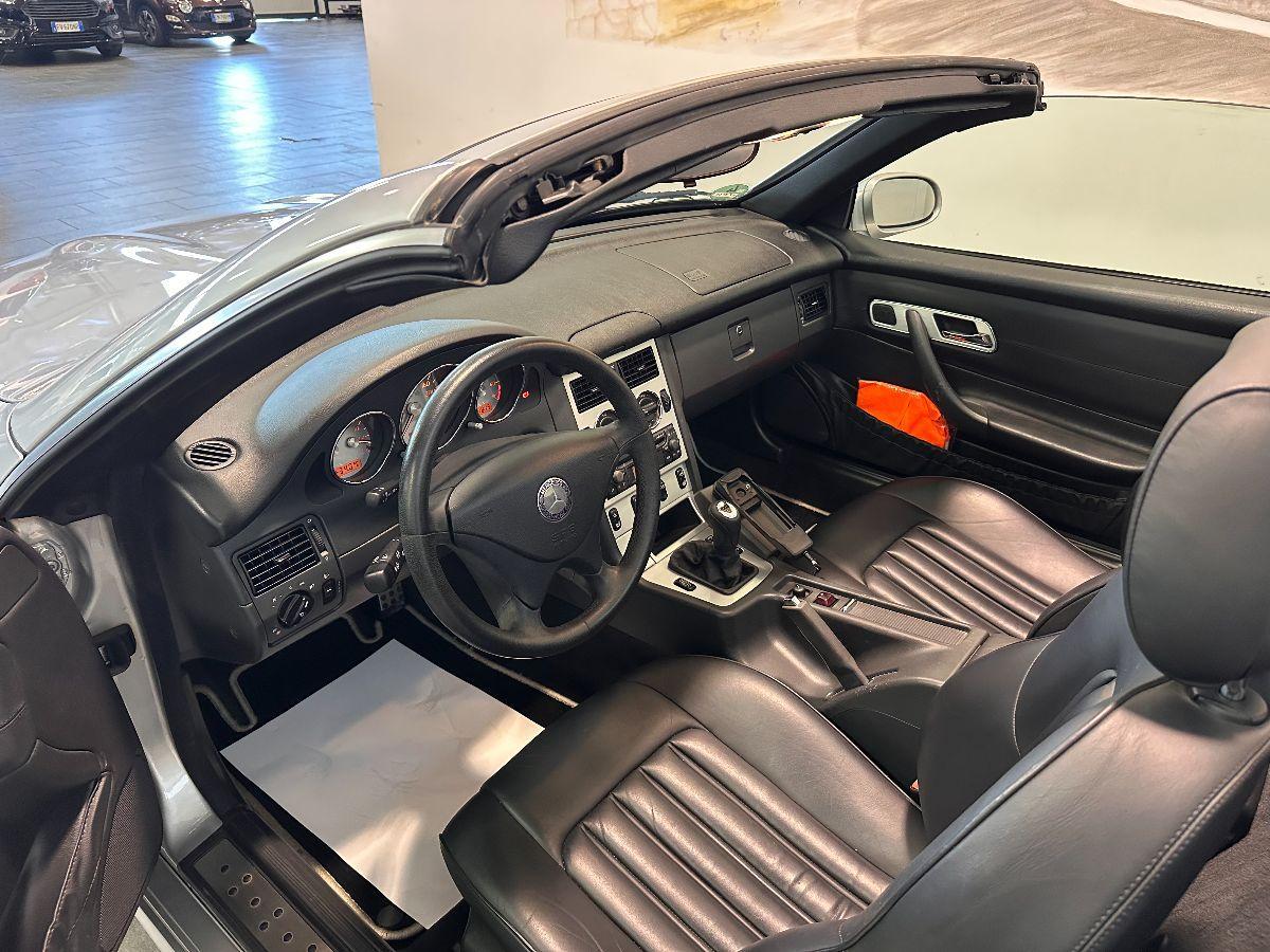 SLK 200 Kompressor Final Edition - UNICO PROPRIETARIO!! - SERVICE MERCEDES- ECCELLENTI CONDIZIONI - TUTTA ORIGINALE - SEDILI RISCALDATI -