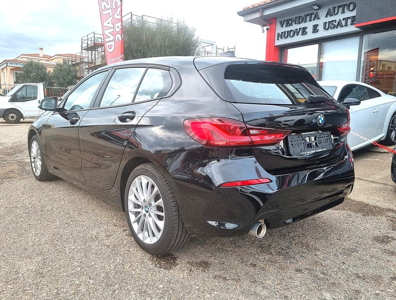 Bmw 118i Advantage 136cv