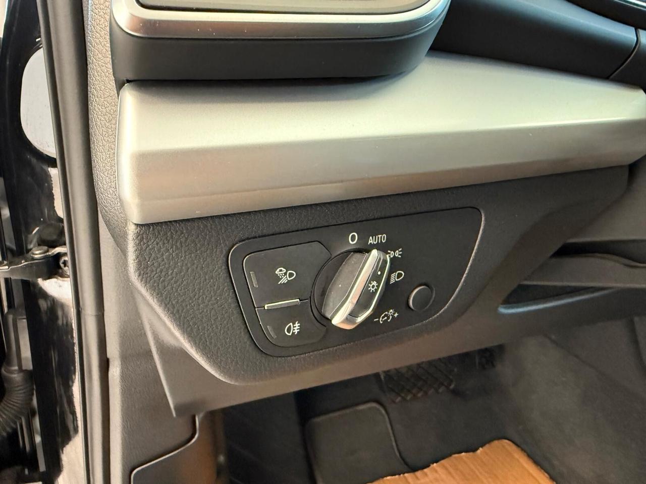 Audi Q5 2.0 TDI quattro S tronic Business