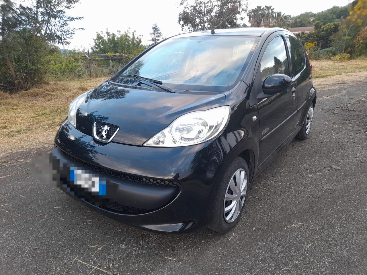 Peugeot 107 1.0 68CV 5p. Sweet Years