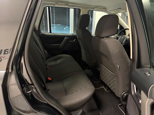 LAND ROVER Freelander 2.2 TD4 S