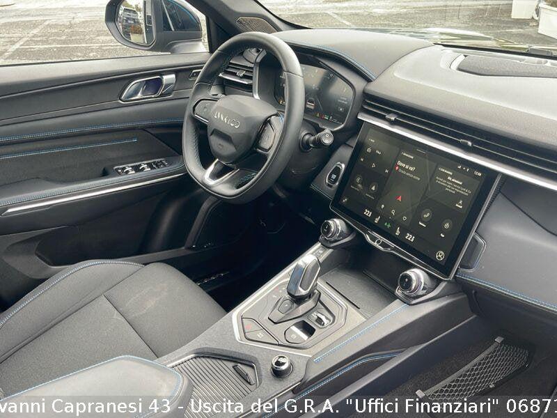 Lynk & Co 01 01 PHEV