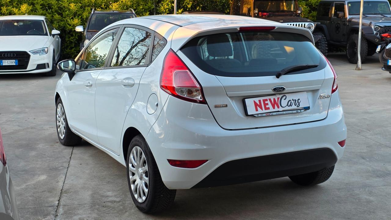 Ford Fiesta 1.5 TDCi 75CV 5 porte Titanium