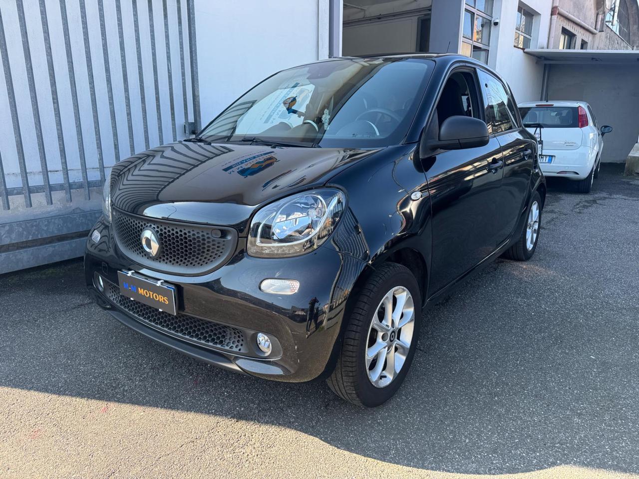Smart forfour 1.0 Youngster 71cv twinamic **NEOPATENTATI**