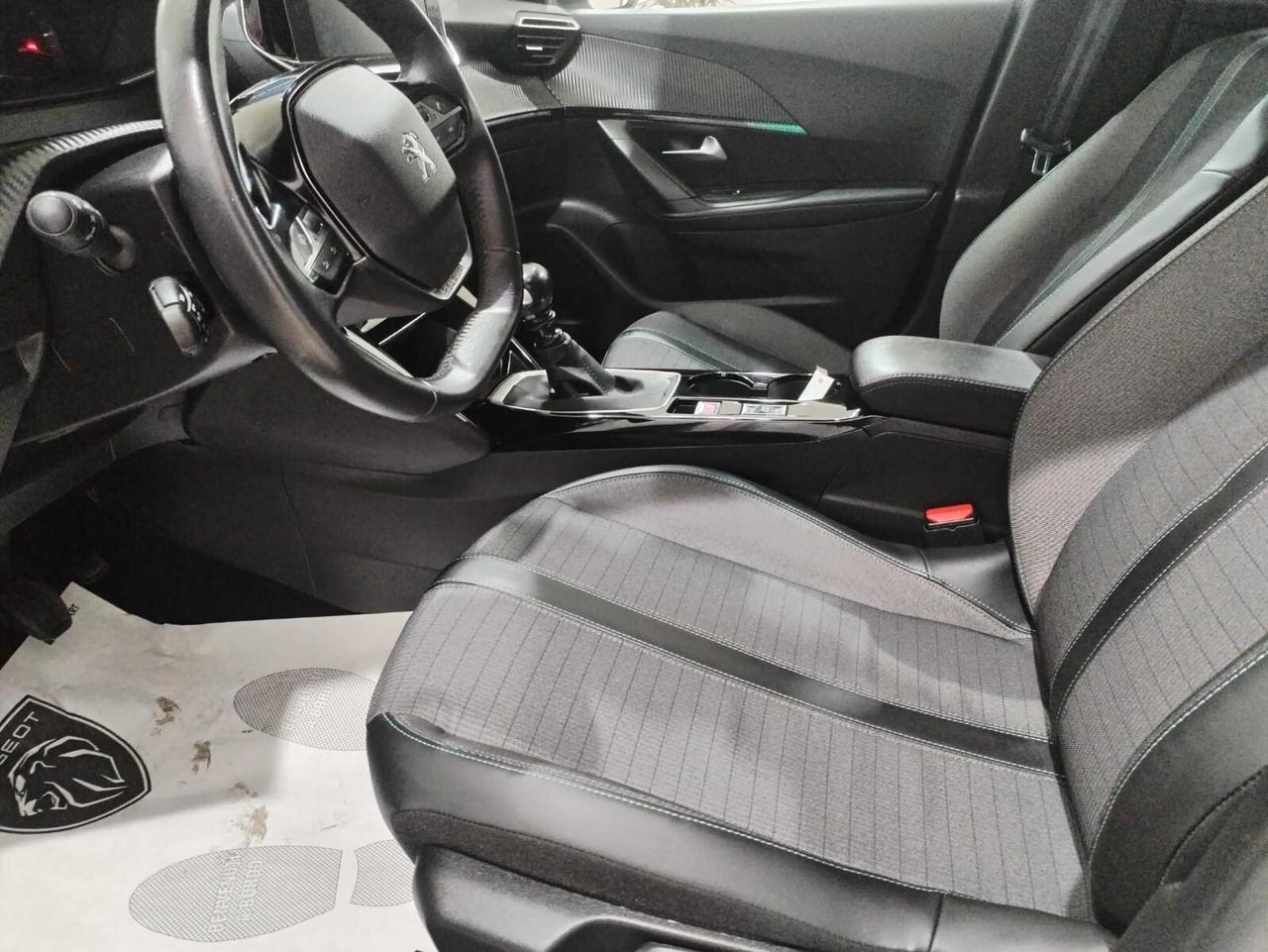 Peugeot 2008 BlueHDi 110 S&S Allure Pack