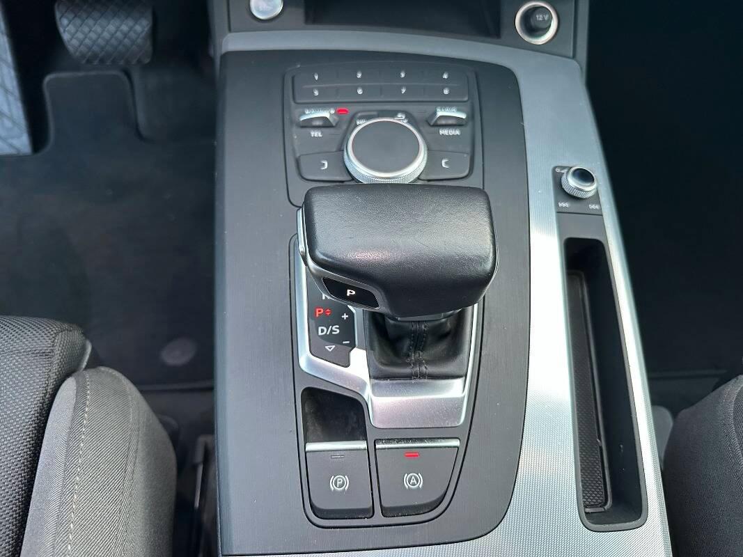 Audi Q5 40 2.0 tdi Business Sport quattro 190cv s-tronic