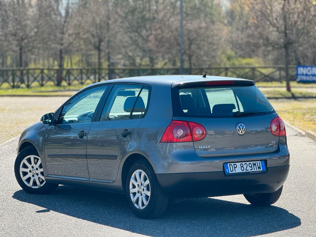 Volkswagen Golf 1.4 16V TSI 5p. DSG 7G x neopatentati