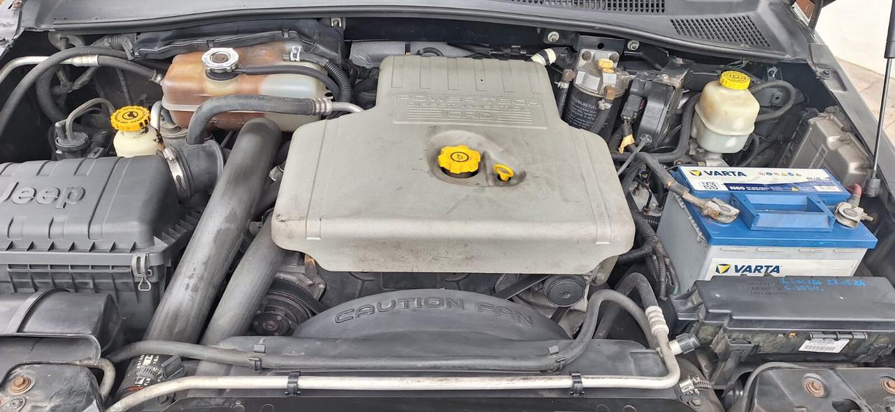 Jeep Cherokee 2.5 crd DISTRIBUZIONE NUOVA (Iscriv. ASI)
