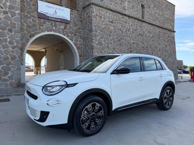 FIAT 600 HYBRID 145CV DCT MHEV+NAVI+RCAM+2PDC+LED
