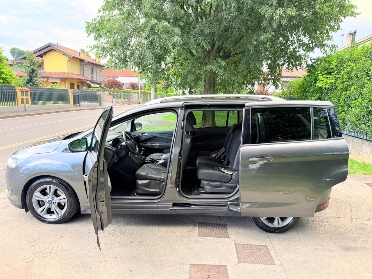 Ford C-Max C-Max7 2.0 7 Posti