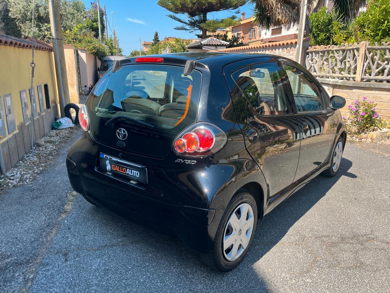 Toyota Aygo 1.0 12V VVT-i 5 porte Tobasco MMT