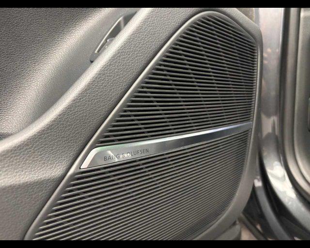 AUDI SQ8 TFSI quattro tiptronic sport attitude