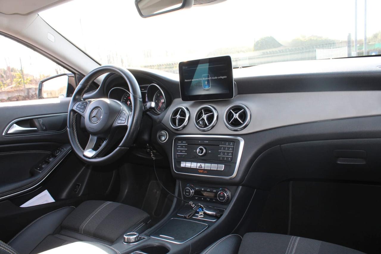 Mercedes-benz GLA 200 d Tua A SOLI 251€ Automatic Premium