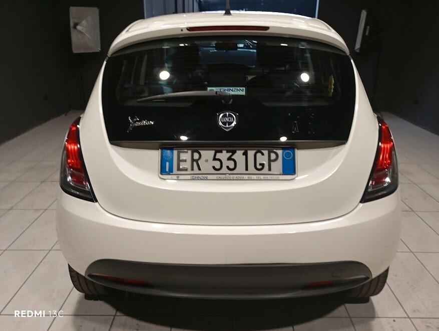 Lancia Ypsilon del 2013 BENZINA / GPL FINO 2033