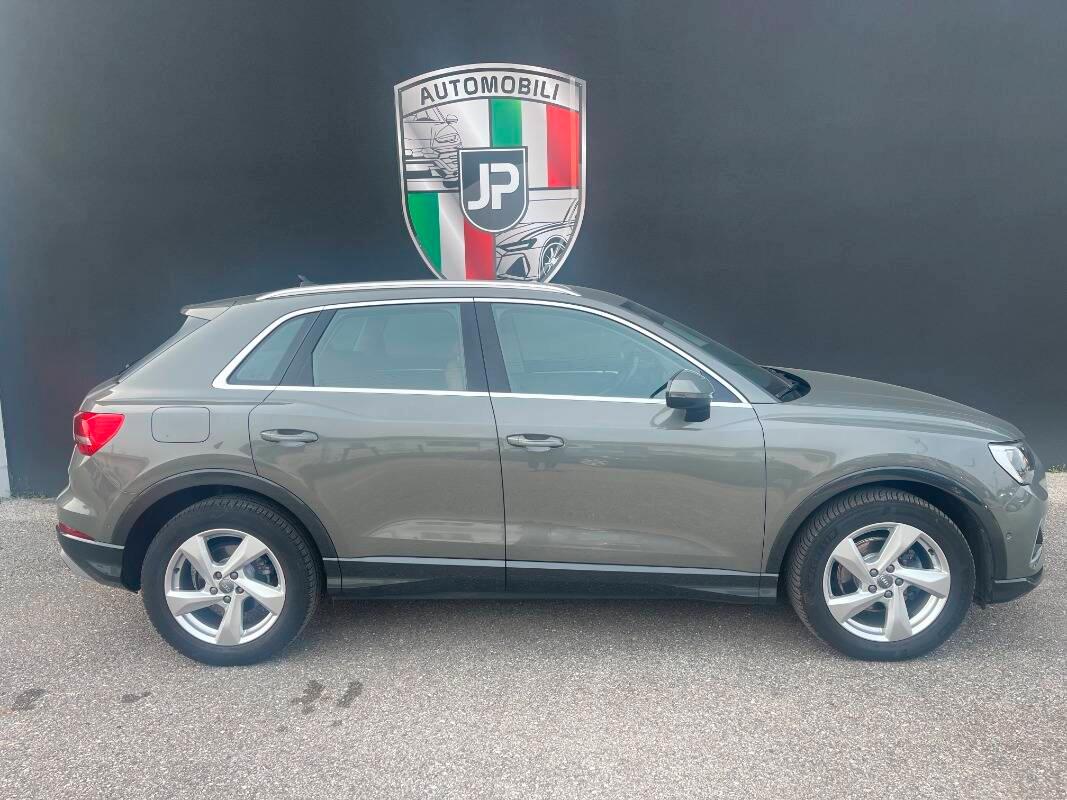 Audi Q3 35 2.0 tdi Business Advanced s-tronic