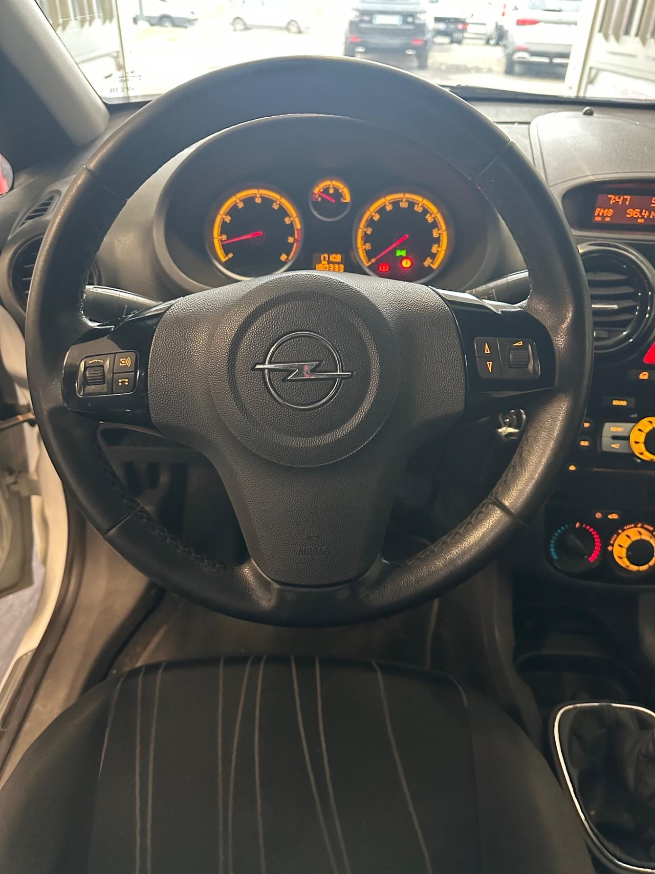 Opel Corsa 1.2 80CV 5 porte GPL-TECH Club