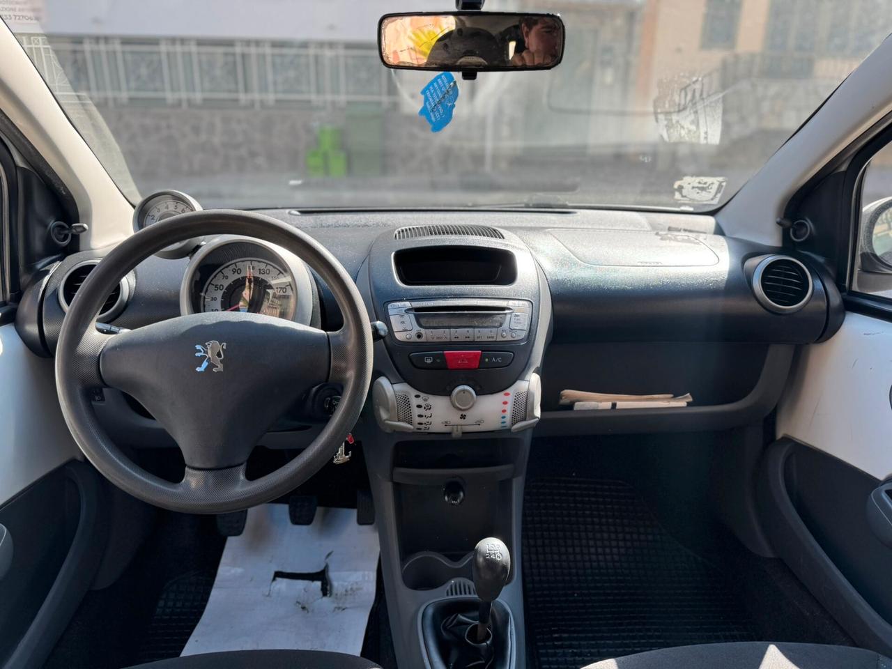 Peugeot 107 1.0 68CV 5p. Plaisir