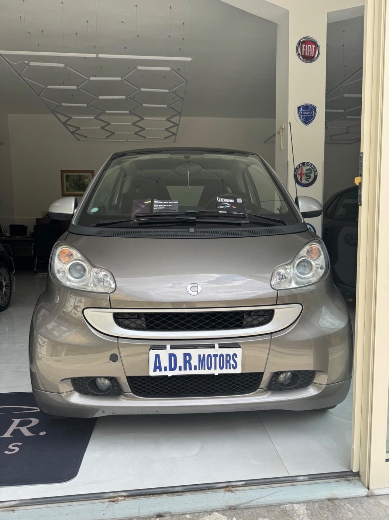 Smart ForTwo 1000 52 kW MHD coupé passion
