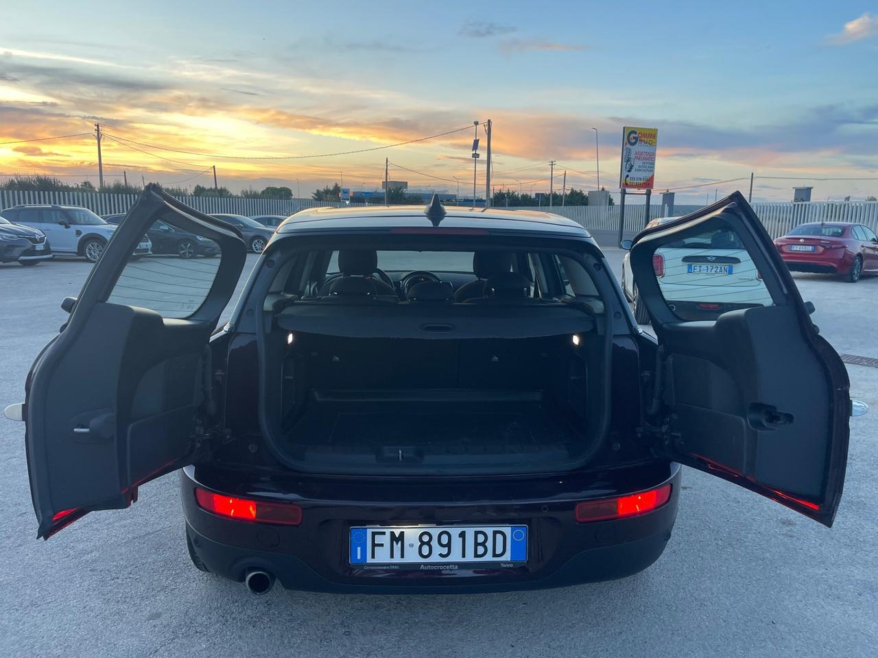 MINI CLUBMAN 2.0D 150CV AUT HYPE FULL LED MY17