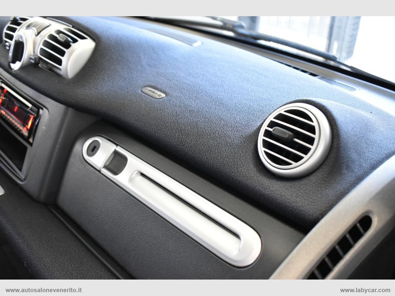 SMART fortwo 1000 52 kW MHD coupé passion