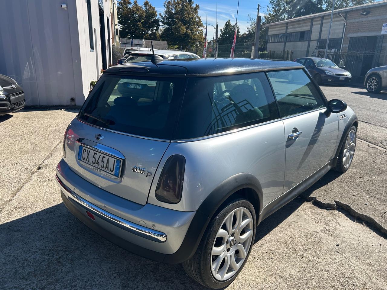 Mini 1.4 tdi One D de luxe