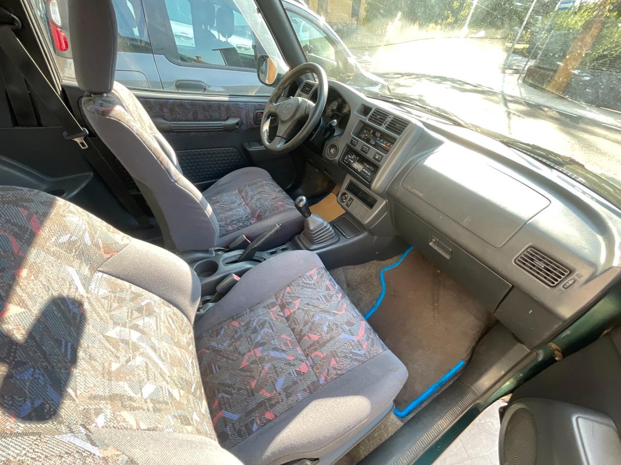 Toyota RAV 4 2.0i 16V cat 3 porte Fun