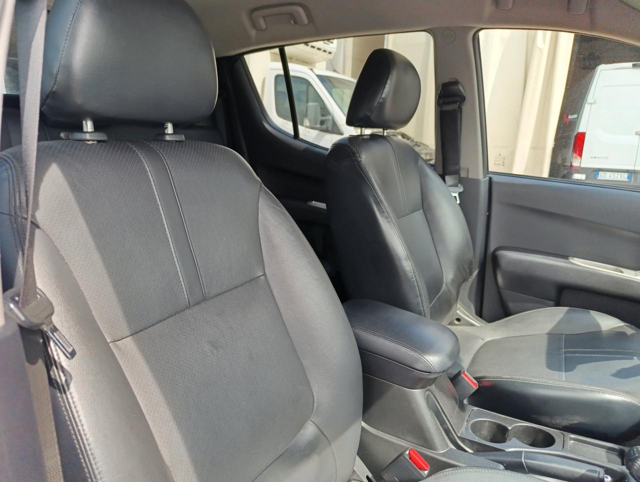 Mitsubishi L200 Double Cab L200 d.cab 2.5 di-d Intense Plus 178cv N1 E5