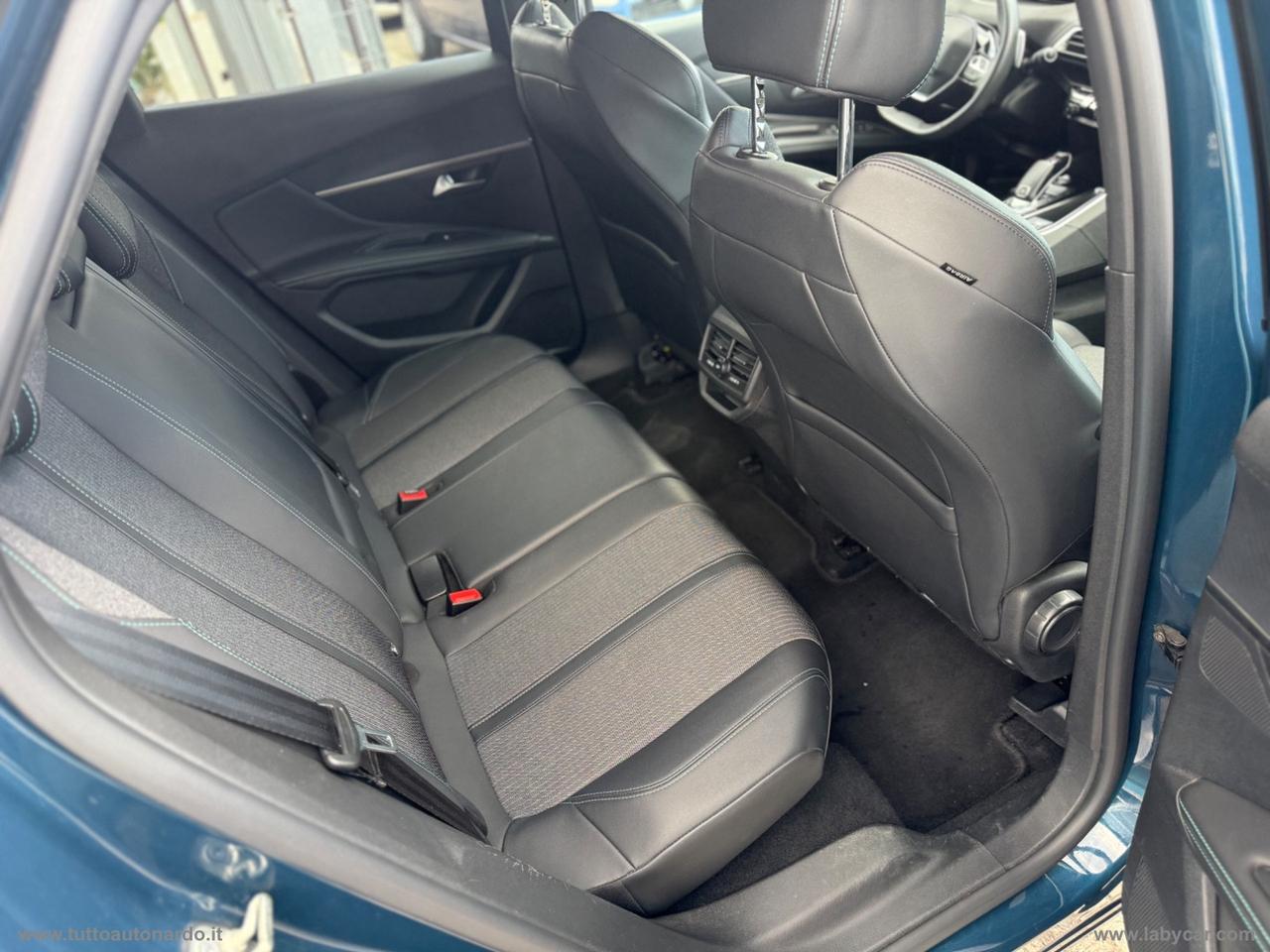 PEUGEOT 3008 BlueHDi 130 S&S EAT8 GT