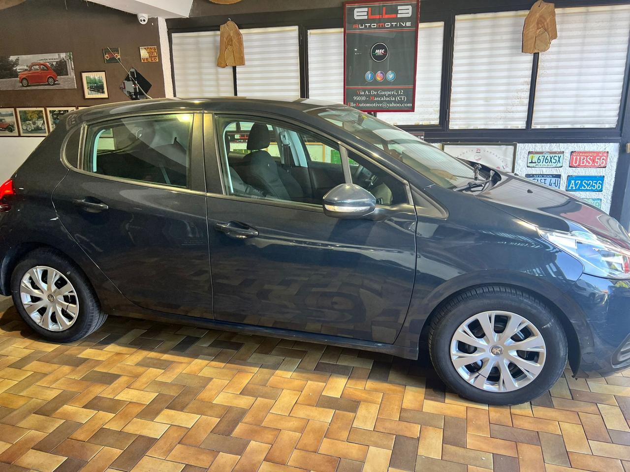 Peugeot 208 1.6 HDI 75 CV NEOPATENTATO