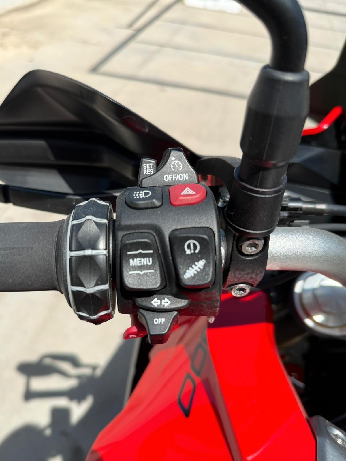 Bmw F 900 XR ABS PRO