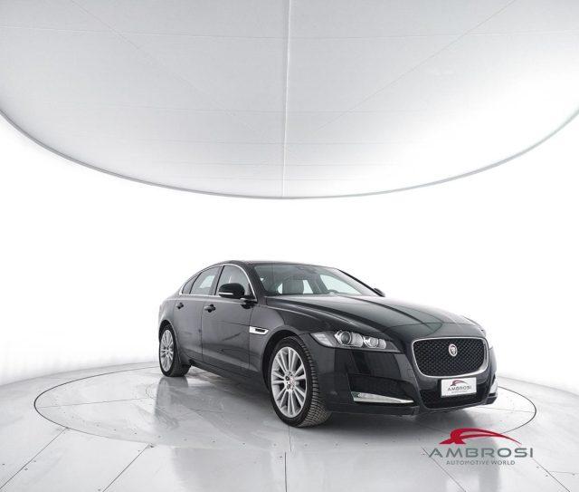 JAGUAR XF 2.0 D 240 CV AWD aut. Prestige - PER OPERATORI DEL