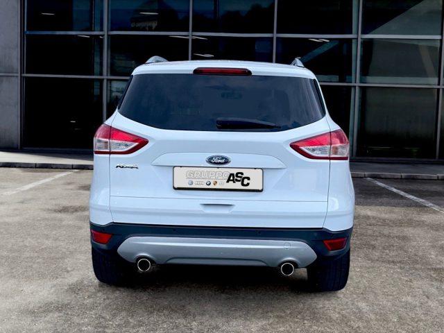 FORD Kuga 2.0 TDCI 140 CV 2WD Titanium