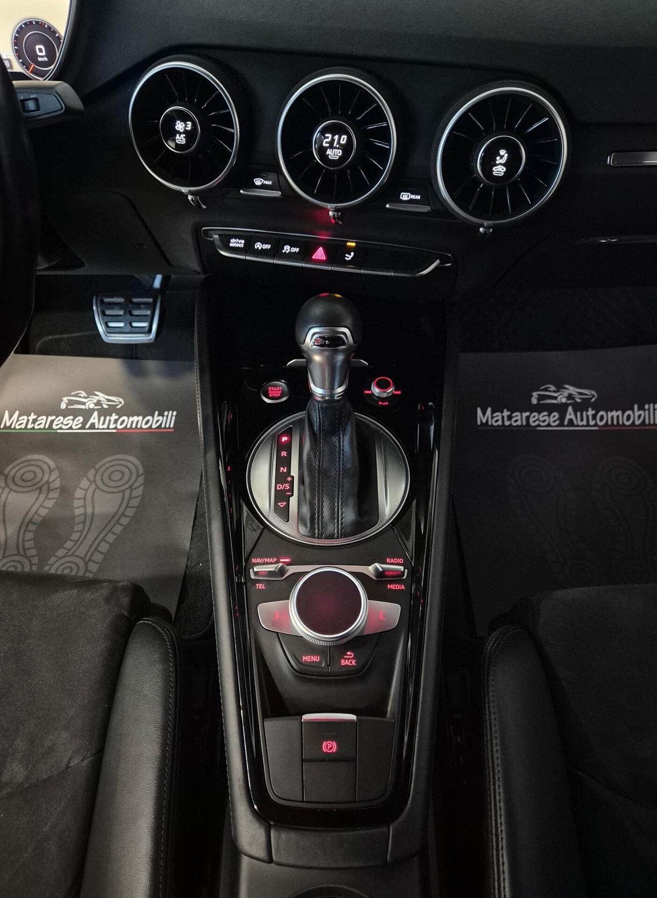 Audi TT S-line TFSI S-tronic 1.8cc 179cv Automatica